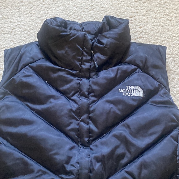 The North Face Puffer Vest - Picture 2 of 4